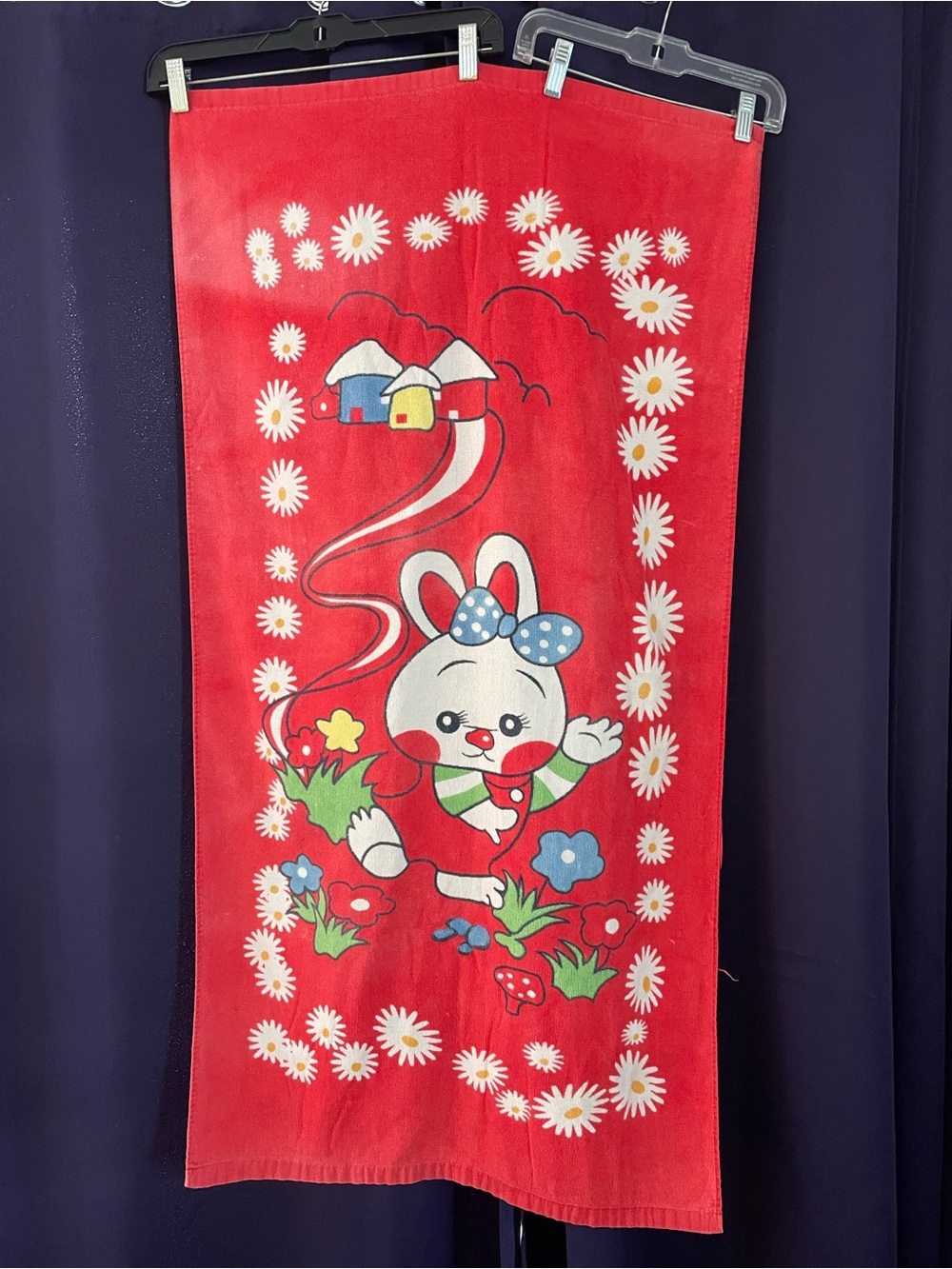 Vintage Sassoon Cute Red Bunny Daisy Graphic Beach Towel unique rare swim